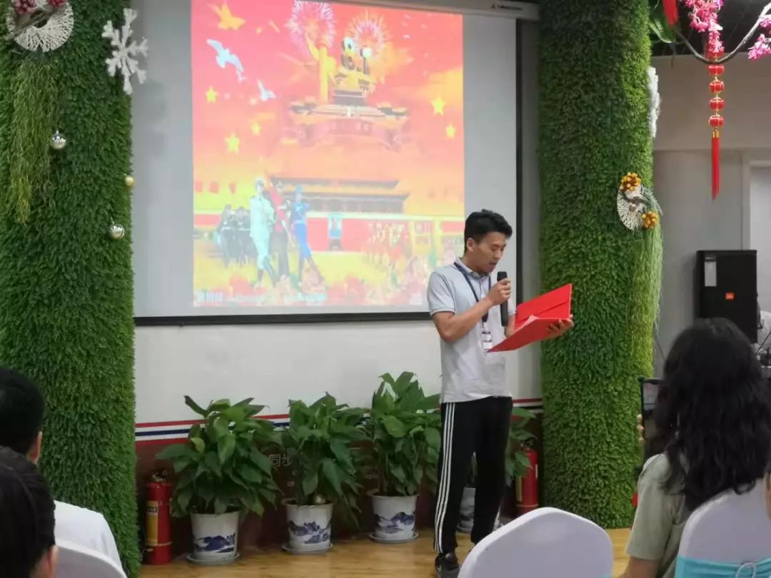 喜迎八一致敬军魂！郑州美中商都妇产医院